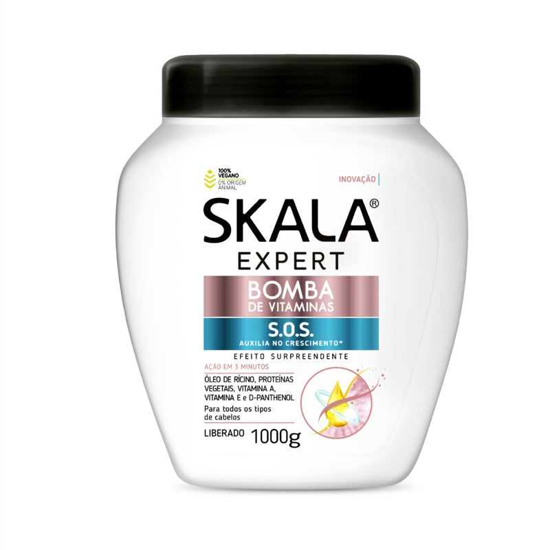 ¿Pelo estancado? Soy una bomba de crecimiento capilar. Con aceite de ricino, mi acción es increíble. Apto para todo tipo de cabello. ¿CÓMO USARME?: Lava con tu shampoo preferido, aplica 1 cm debajo de la raíz o de medios a puntas, deja actuar 3 min y enjuaga 100%. Soy LIBERADO y VEGANO.